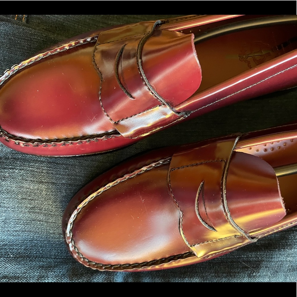 Brooks Brothers Penny Loafers - Boys size 5 (Approx. Womens Size 7)